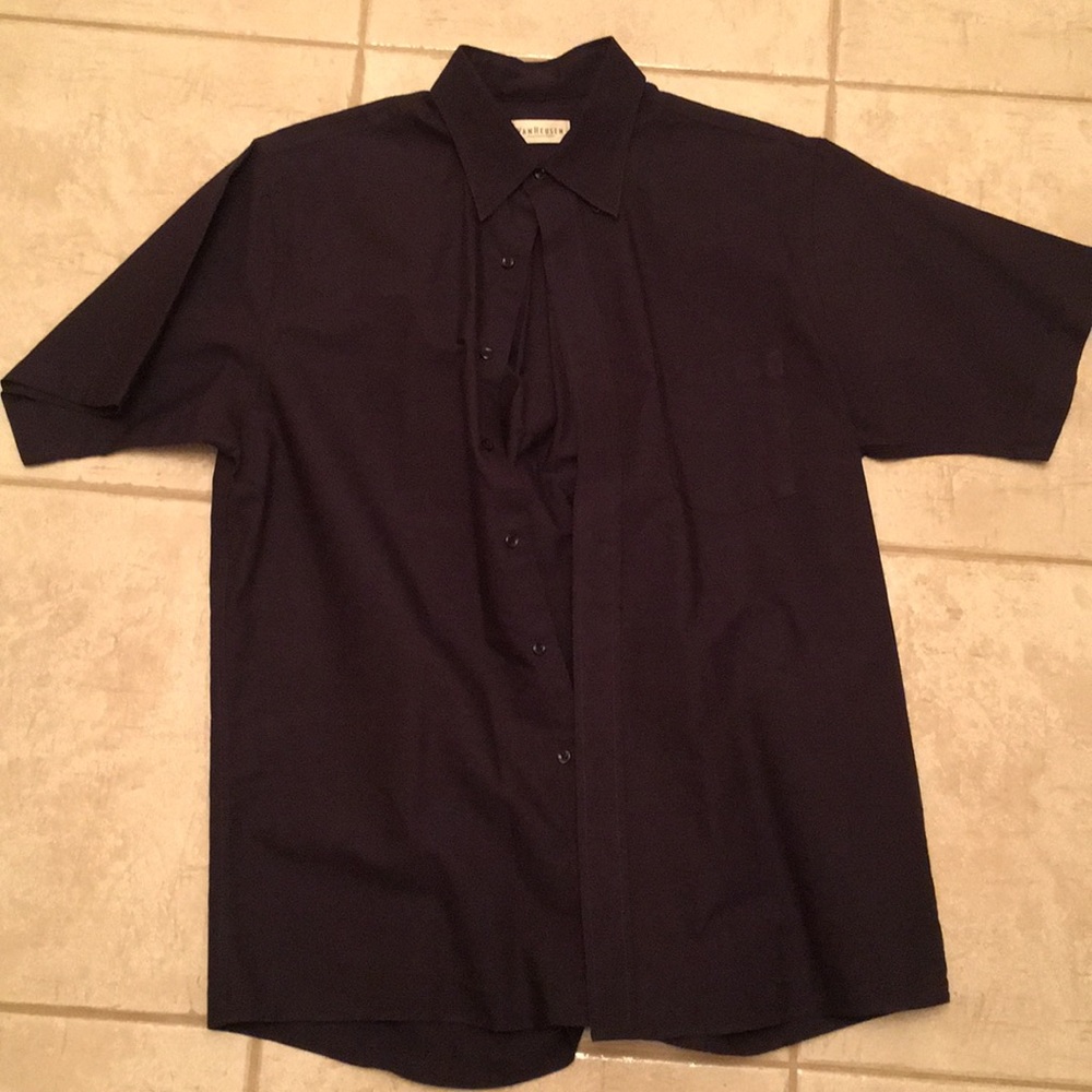 New Van Heusen Button Down Short Sleeve